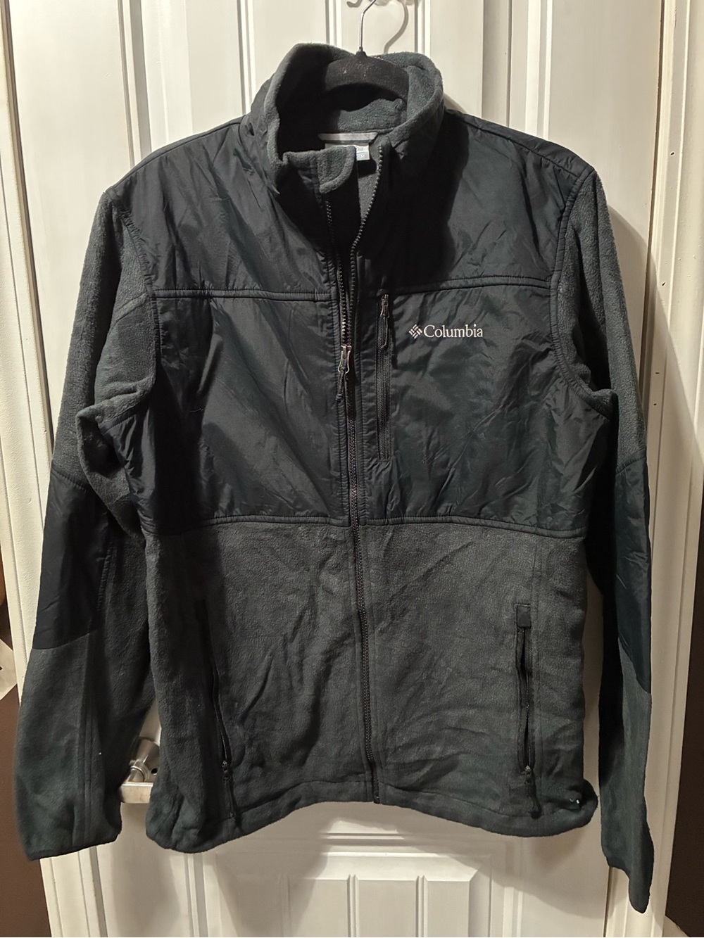 Columbia Men's Dark Gray Fleece Jacket with Windproof Black Panels